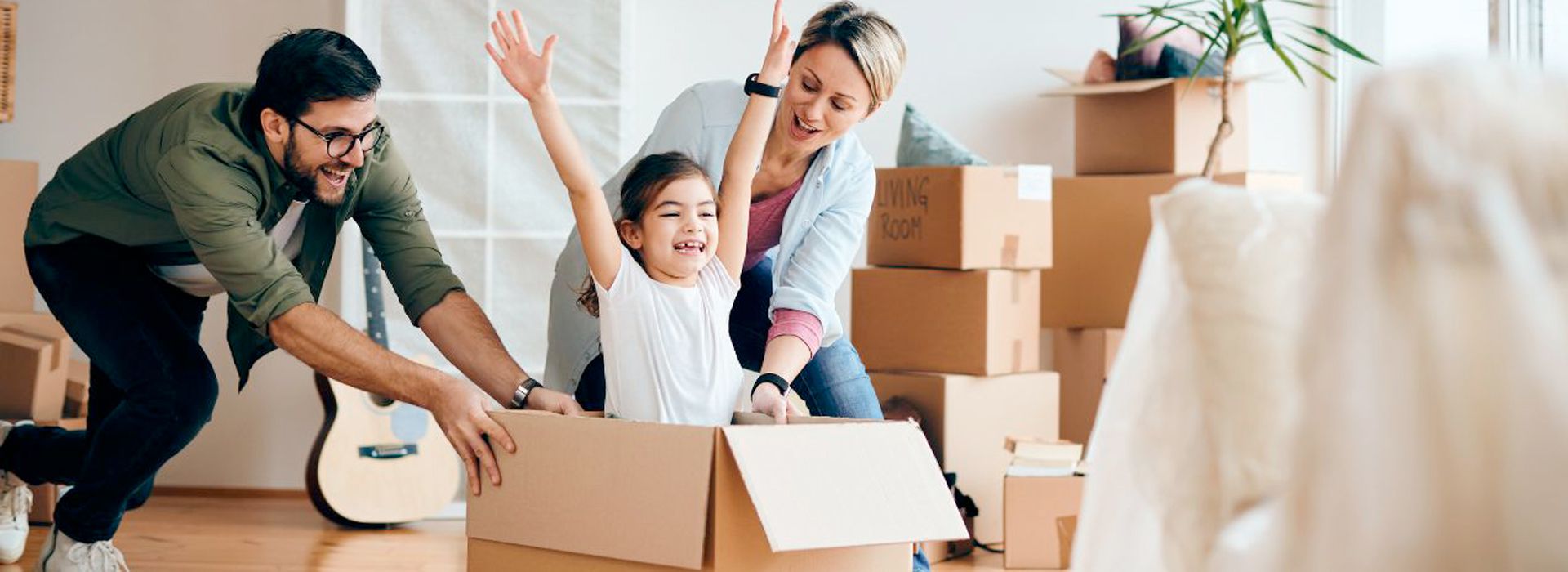 Inmobiliaria Benameji, donde comienzan nuevas historias. INMOBILIARIA BENAMEJI en Benameji